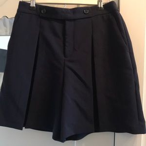 Banana Republic pleated short